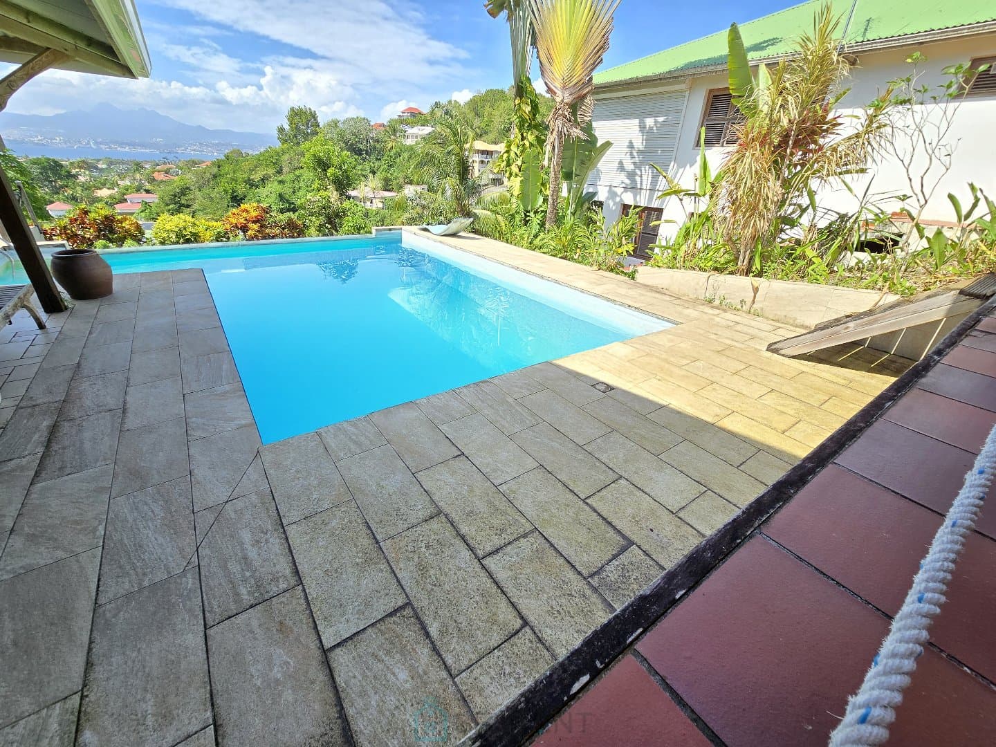 EXCLUSIVITÉ - ENSEMBLE IMMOBILIER D'EXCEPTION - LA WALLON, TROIS-ÎLETS