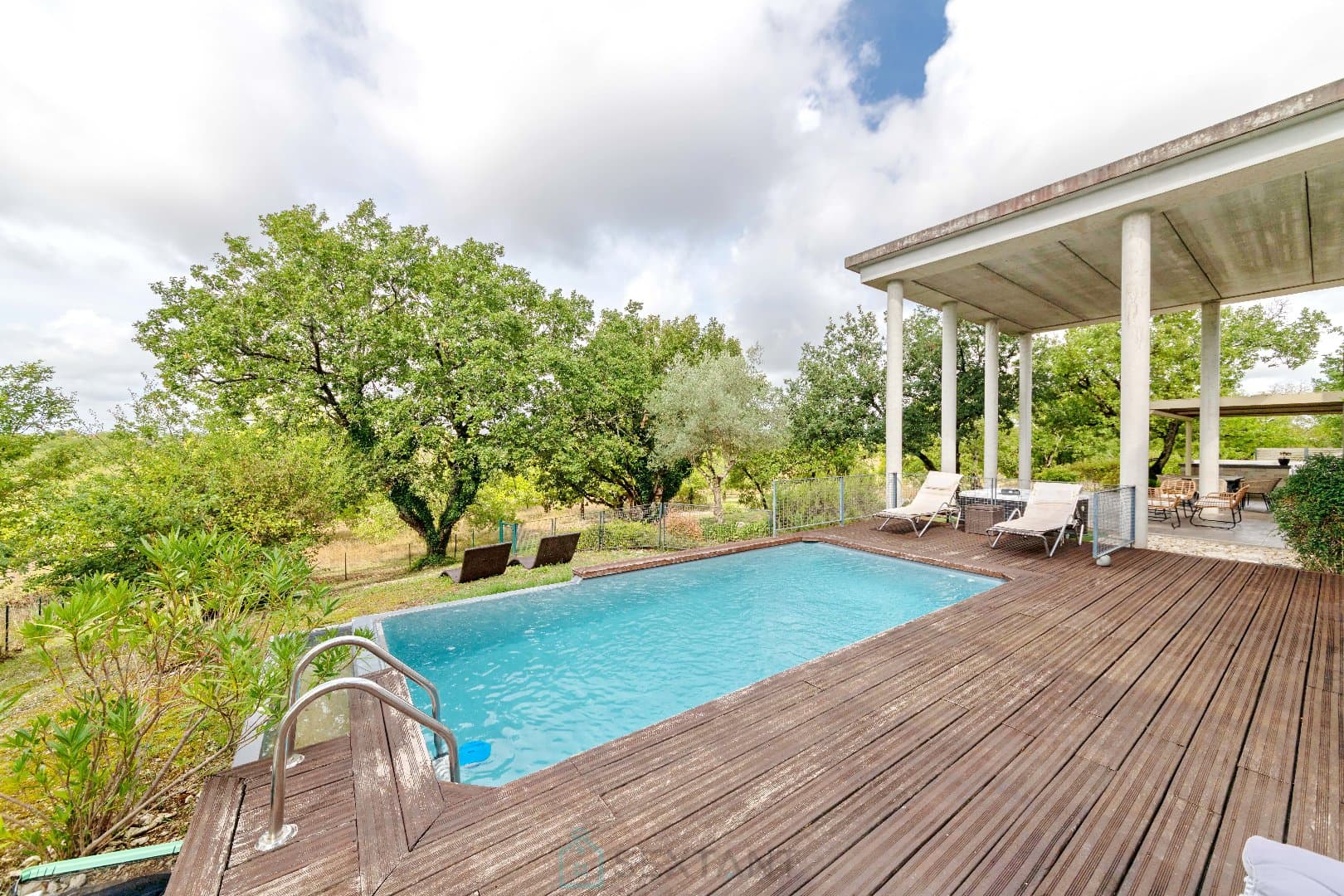 Maison d’architecte contemporaine au sud de Cahors 