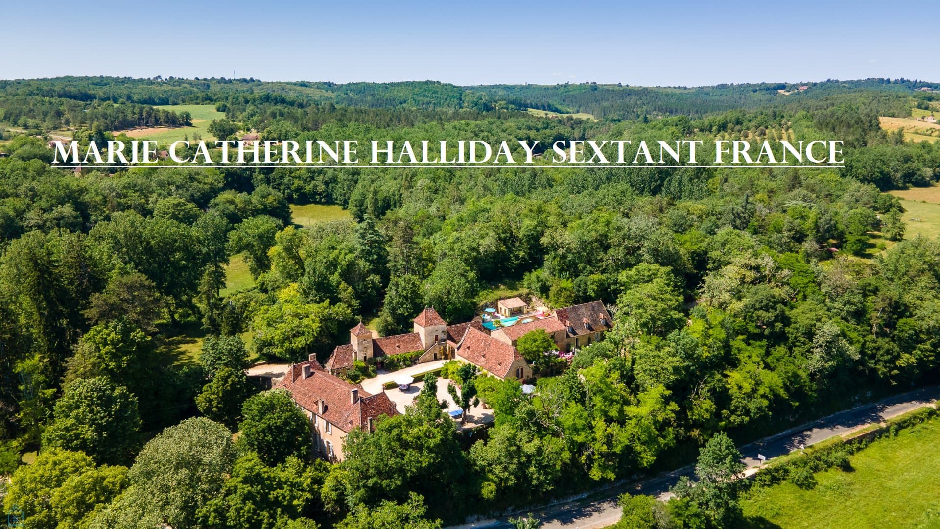 SPECTACULAIRE CHARTREUSE ET SES TROIS MAISONS DE TOUTE BEAUTE !