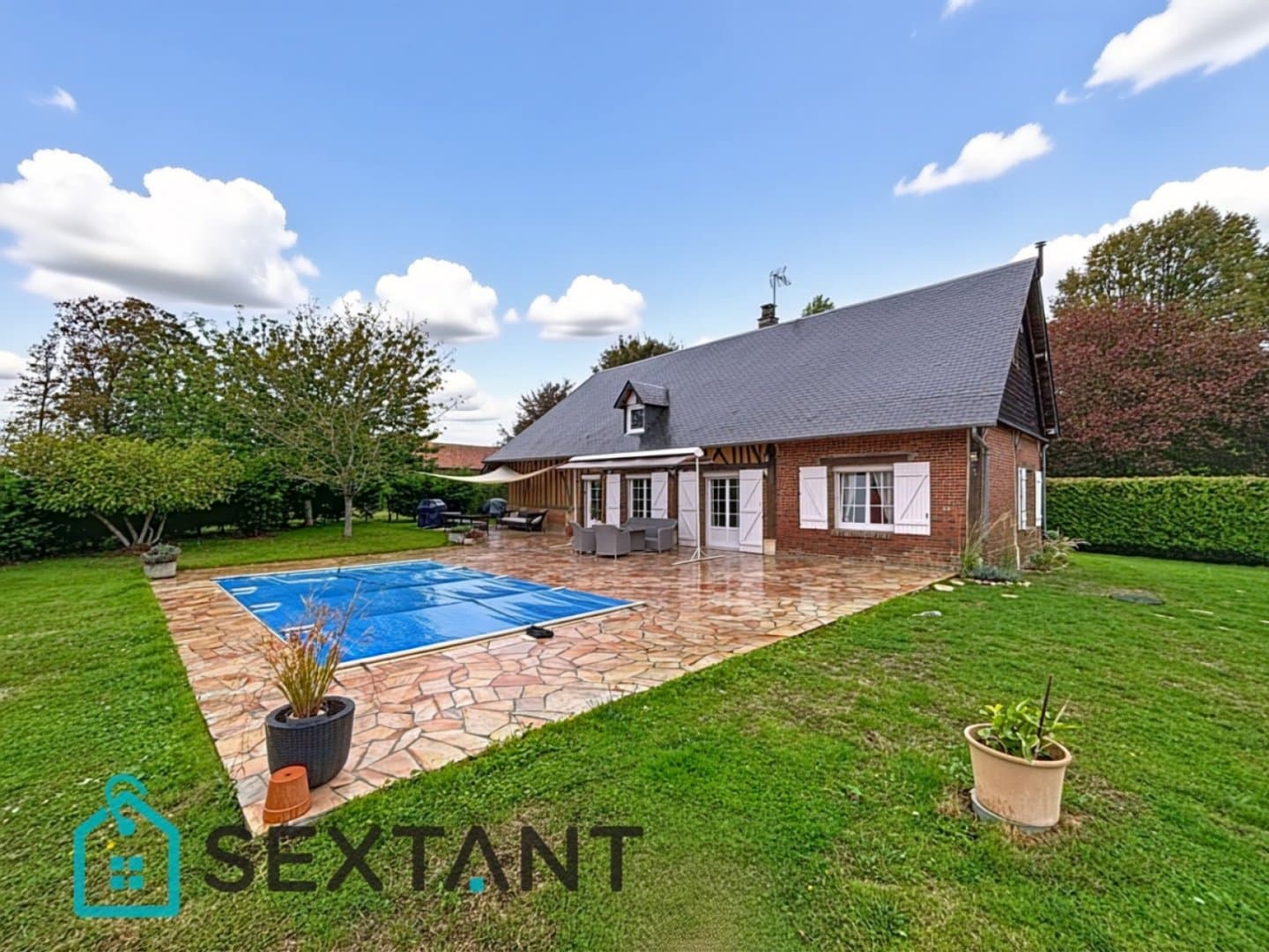 Maison normande avec piscine