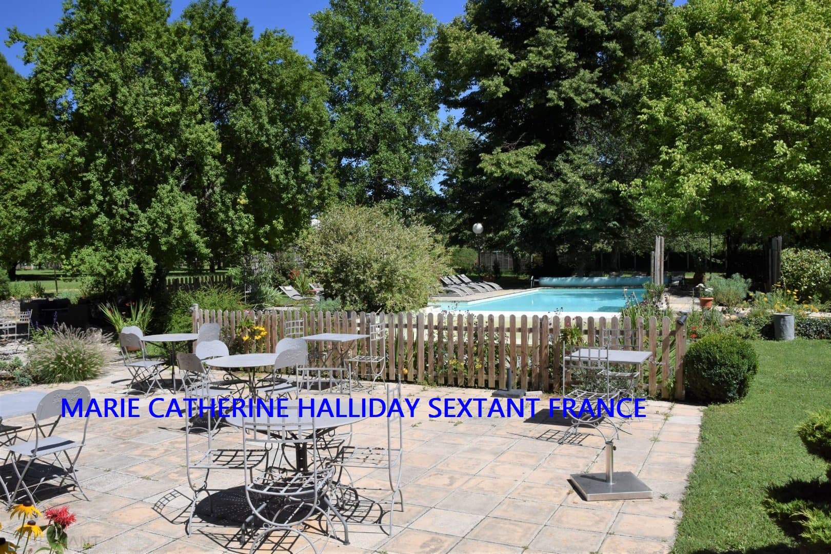 MAGNIFIQUE BATISSE TYPIQUE PERIGOURDINE AUX PORTES DE PERIGUEUX