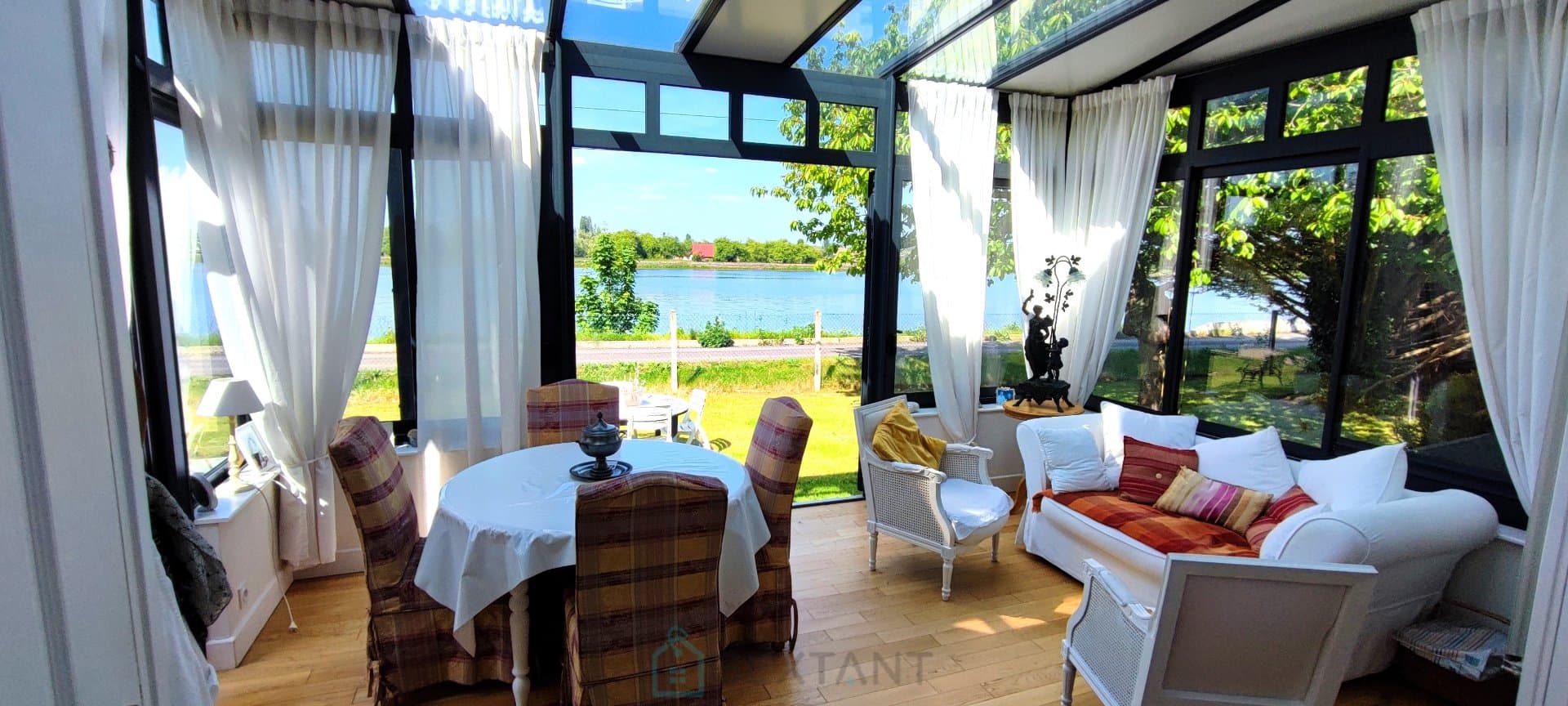 Belle maison de charme avec vue sur la Seine