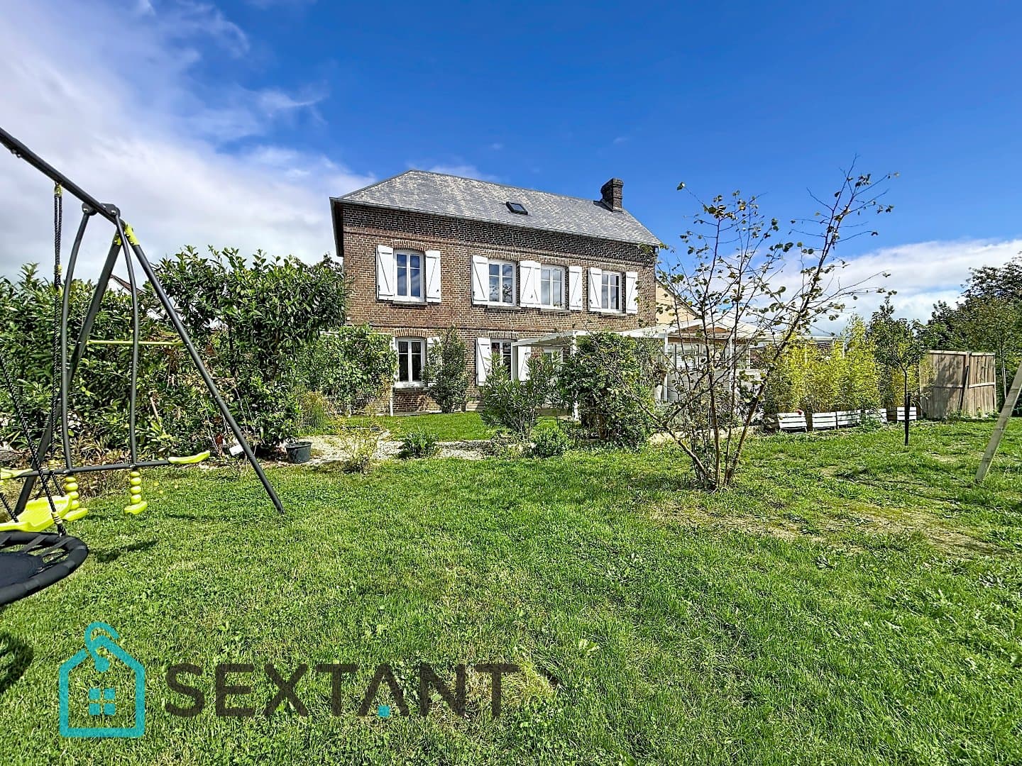 Belle maison fin 19e de 180 m2 sur un terrain de 1370 m2